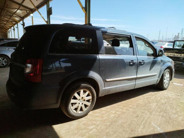Photo 3 from auction – 2013 CHRYSLER TOWN & COU with VIN 2C4RC1BG3DR720709