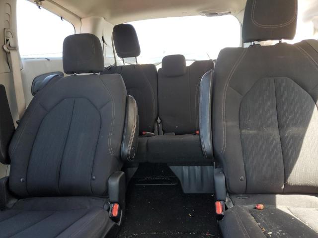 Photo 10 from auction – 2017 CHRYSLER PACIFICA T with VIN 2C4RC1BG0HR850842