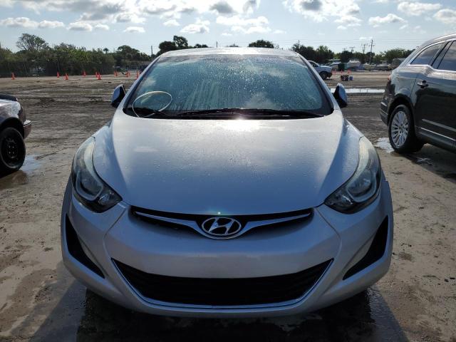 Photo 5 from auction – 2016 HYUNDAI ELANTRA SE with VIN 5NPDH4AE7GH770415