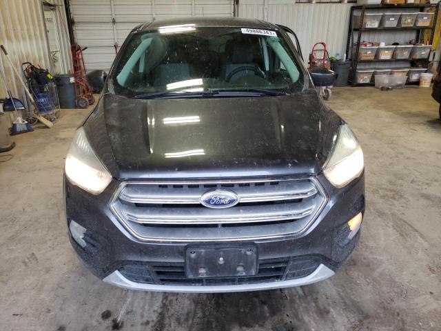 Photo 5 from auction – 2017 FORD ESCAPE SE with VIN 1FMCU0GD2HUB19856