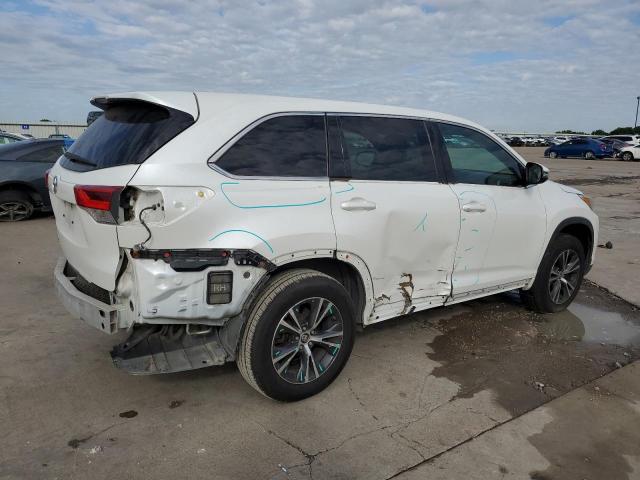 Photo 3 from auction – 2017 TOYOTA HIGHLANDER with VIN 5TDZARFH2HS026324