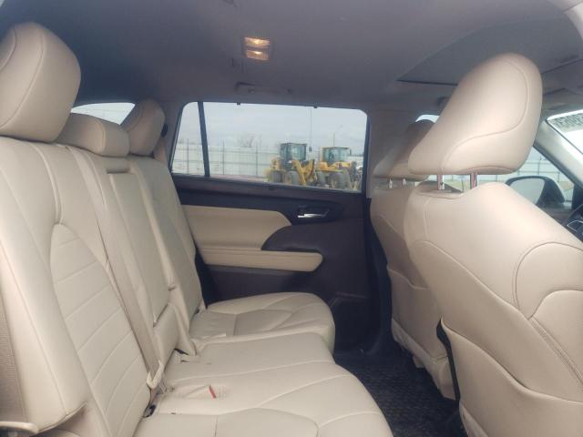 Photo 11 from auction – 2021 TOYOTA HIGHLANDER with VIN 5TDGZRBH7MS550729