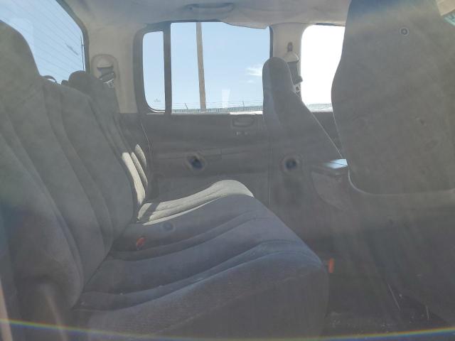 Photo 10 from auction – 2002 DODGE DAKOTA with VIN 1B7HG48N62S551837