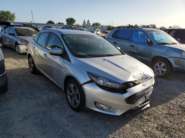 Photo 4 from auction – 2017 FORD FOCUS SE with VIN 1FADP3FE5HL285117