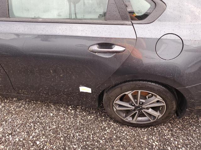 Photo 12 from auction – 2022 KIA FORTE FE with VIN 3KPF24AD2NE420533