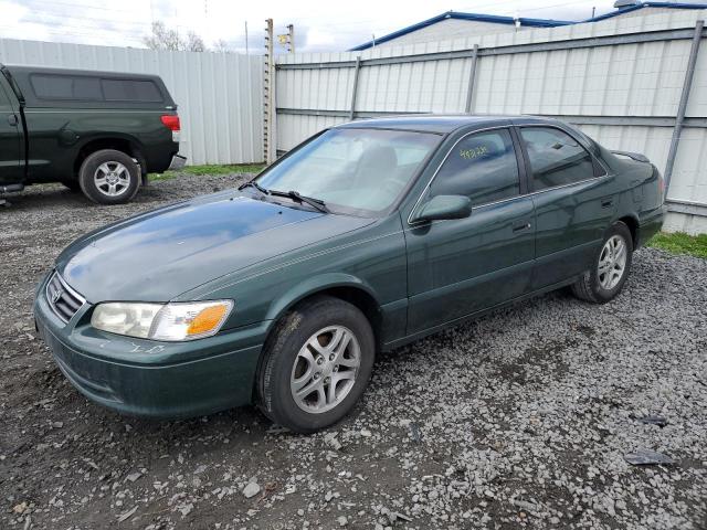 TOYOTA CAMRY CE 2000 with VIN 4T1BG22K3YU953428 - Photo from auction