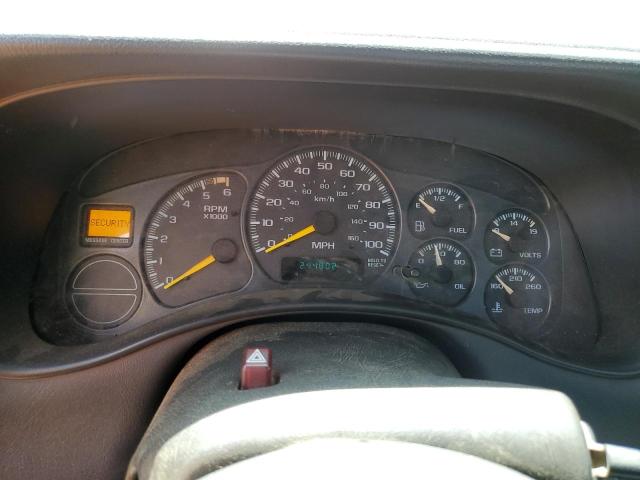 Photo 9 from auction – 2000 CHEVROLET SILVERADO with VIN 1GCEK14V2YZ302215