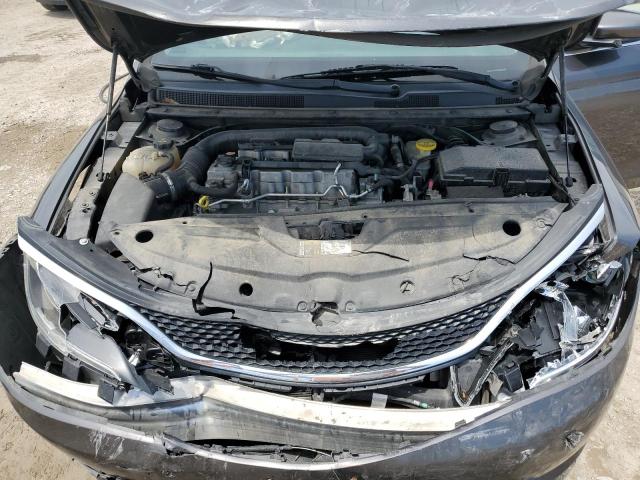 Photo 11 from auction – 2017 CHRYSLER 200 LX with VIN 1C3CCCFB6HN500701