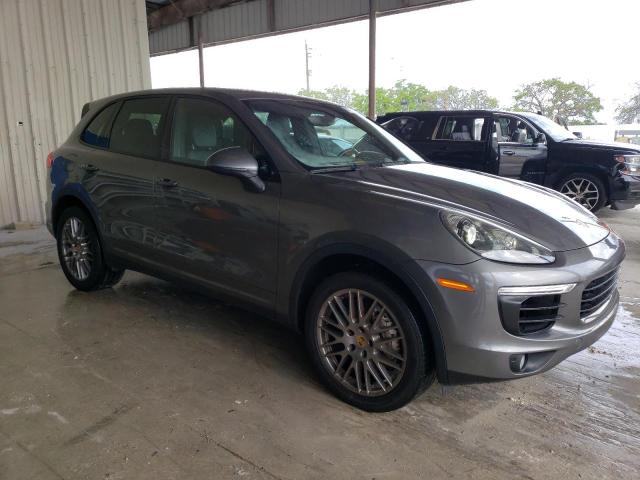 Photo 4 from auction – 2017 PORSCHE CAYENNE S with VIN WP1AB2A25HLA50153