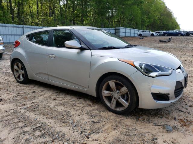 Photo 4 from auction – 2022 HYUNDAI VELOSTER with VIN KMHTC6AD3FU226524