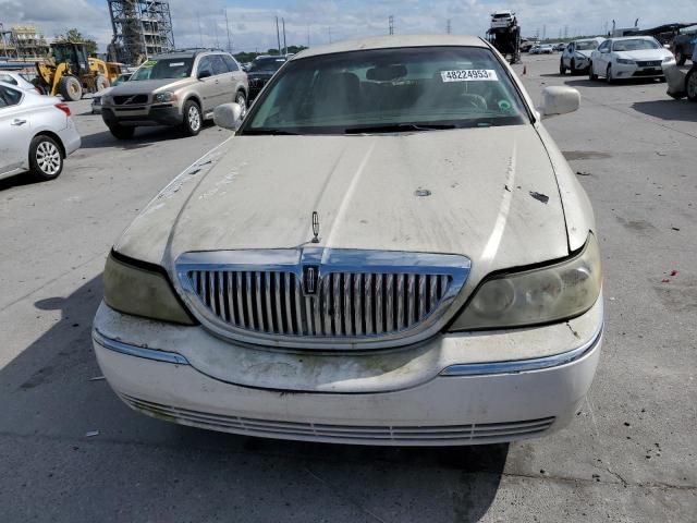 Photo 5 from auction – 2003 LINCOLN TOWN CAR E with VIN 1LNHM81W93Y631906