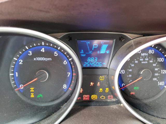 Photo 9 from auction – 2011 HYUNDAI TUCSON GLS with VIN KM8JUCAC7BU273379