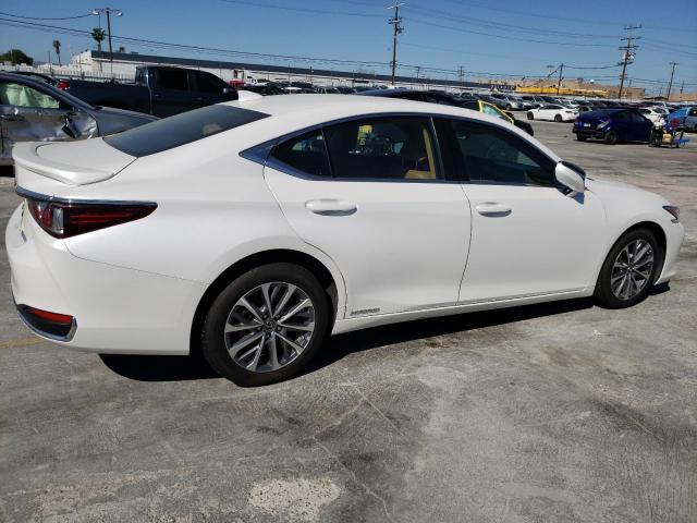 Photo 3 from auction – 2022 LEXUS ES 300H BA with VIN 58ACA1C13NU017917