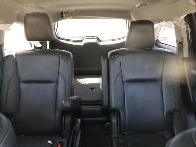 Photo 10 from auction – 2017 TOYOTA HIGHLANDER with VIN 5TDJZRFH3HS521475