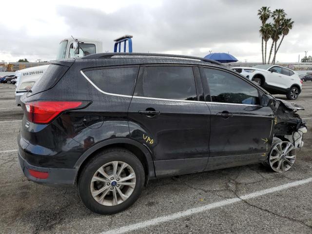 Photo 3 from auction – 2019 FORD ESCAPE SEL with VIN 1FMCU0HD8KUB07698
