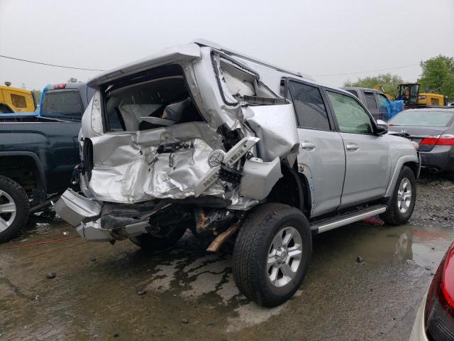 Фото 3 с аукциона – 2017 TOYOTA 4RUNNER SR с VIN JTEBU5JR2H5480107