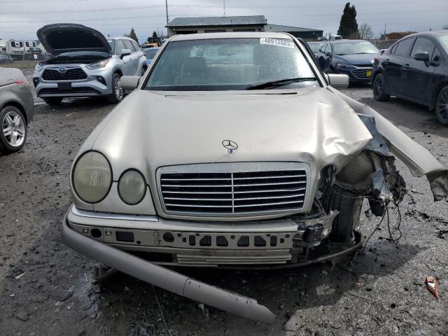 Photo 5 from auction – 1996 MERCEDES-BENZ E 320 with VIN WDBJF55F6TJ018898