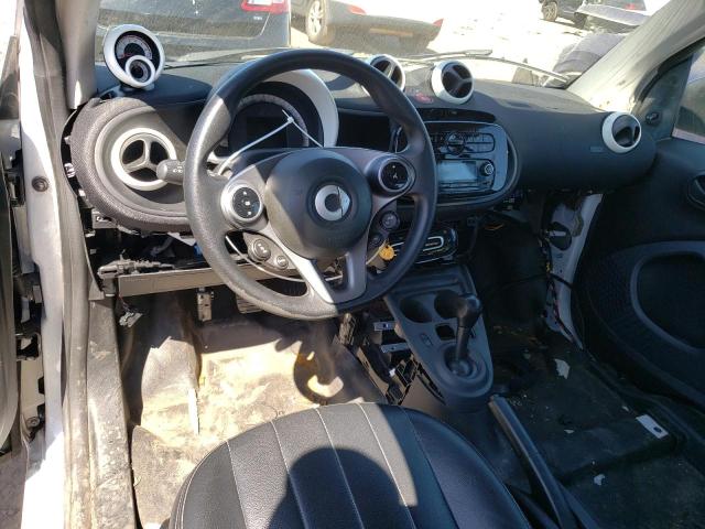 Photo 8 from auction – 2016 SMART FORTWO with VIN WMEFJ5DA3GK104280