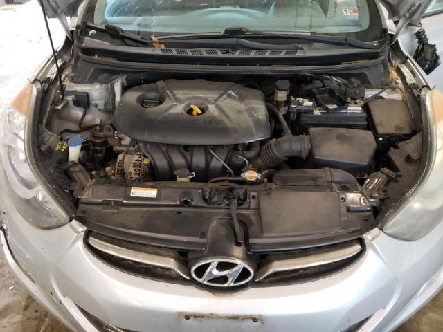 Photo 11 from auction – 2012 HYUNDAI ELANTRA GL with VIN 5NPDH4AE7CH109459