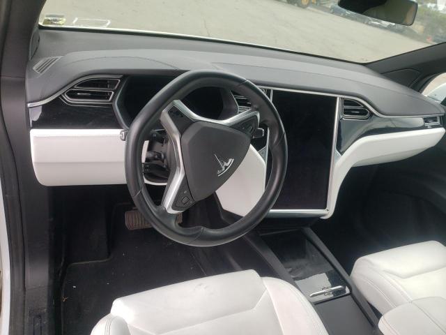 Photo 8 from auction – 2017 TESLA MODEL X with VIN 5YJXCBE22HF037737