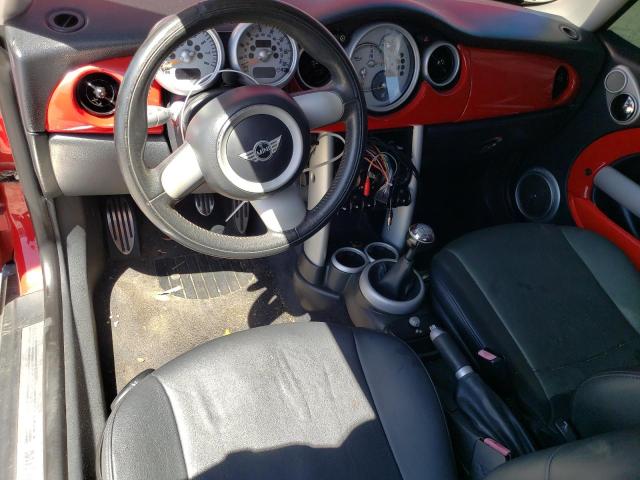 Photo 8 from auction – 2005 MINI COOPER S with VIN WMWRE33405TD97854