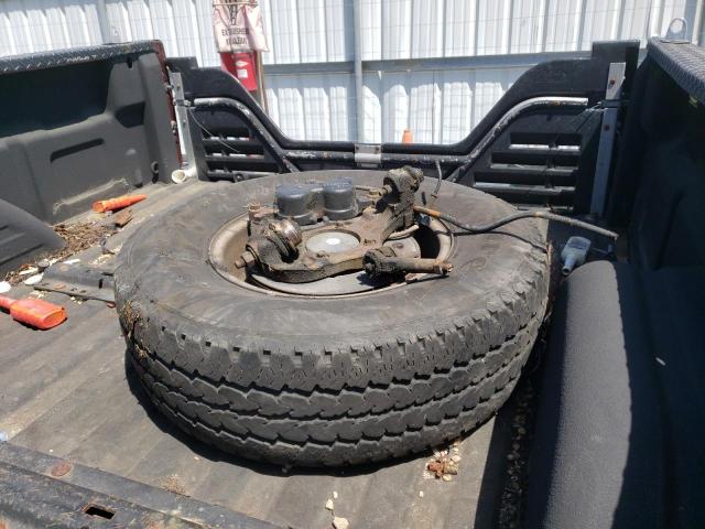 Foto 12 de la subasta – 2001 CHEVROLET SILVERADO con VIN 1GCHC29U41E150404