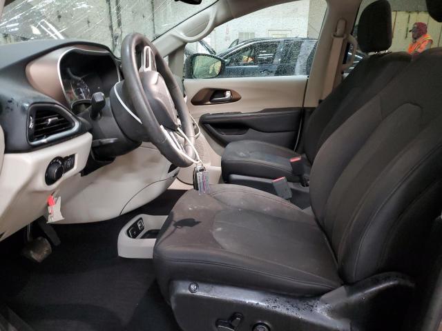 Photo 7 from auction – 2017 CHRYSLER PACIFICA T with VIN 2C4RC1DG0HR638360