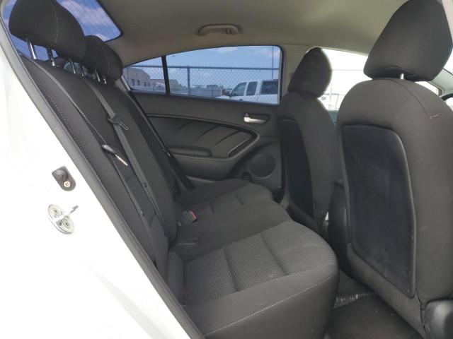 Photo 10 from auction – 2017 KIA FORTE LX with VIN 3KPFK4A76HE122503