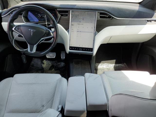 Photo 8 from auction – 2016 TESLA MODEL X with VIN 5YJXCAE45GF001079
