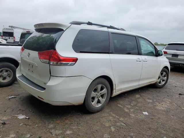 Photo 3 from auction – 2014 TOYOTA SIENNA LE with VIN 5TDKK3DC5ES491162