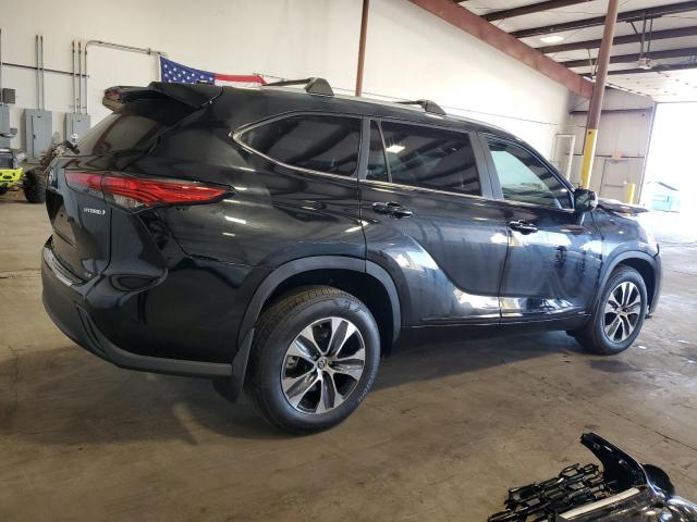 Photo 3 from auction – 2023 TOYOTA HIGHLANDER with VIN 5TDKBRCH1PS580388