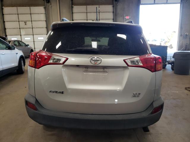 Photo 6 from auction – 2015 TOYOTA RAV4 XLE with VIN 2T3RFREV5FW253043