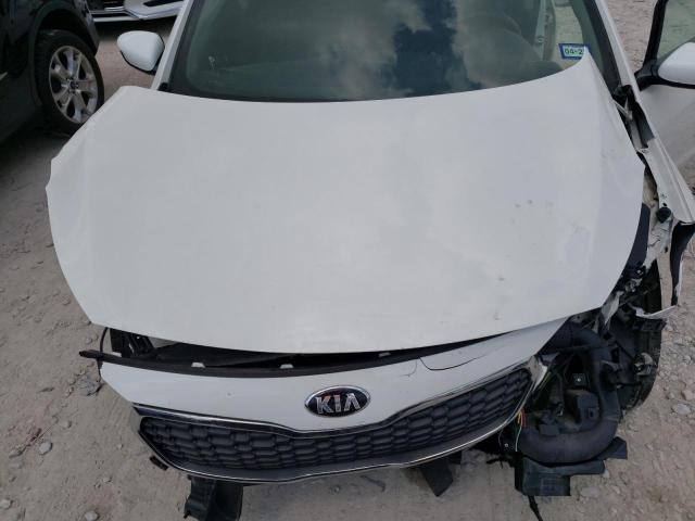 Photo 11 from auction – 2016 KIA FORTE LX with VIN KNAFK4A65G5603518