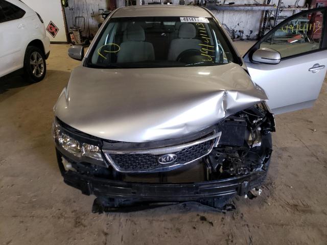 Photo 11 from auction – 2013 KIA FORTE EX with VIN KNAFU5A22D5685636