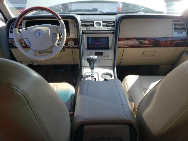 Photo 8 from auction – 2005 LINCOLN NAVIGATOR with VIN 5LMFU28505LJ07526