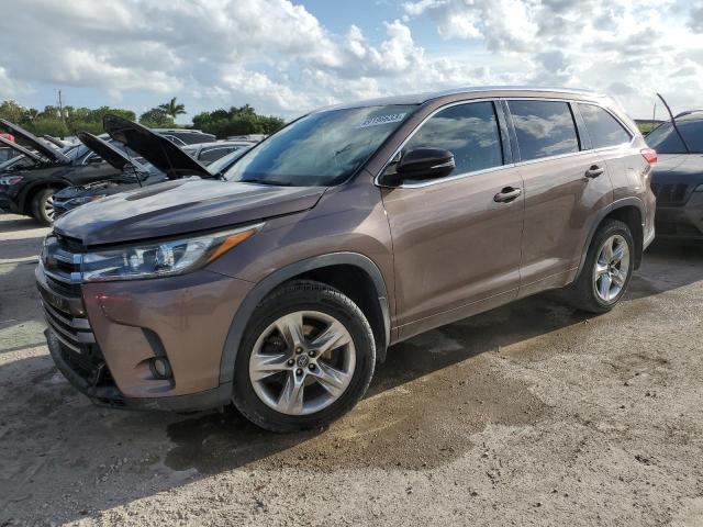 TOYOTA HIGHLANDER 2017 with VIN 5TDDZRFH0HS370155 - Photo from auction