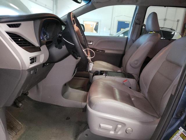 Photo 7 from auction – 2017 TOYOTA SIENNA XLE with VIN 5TDYZ3DC6HS834992