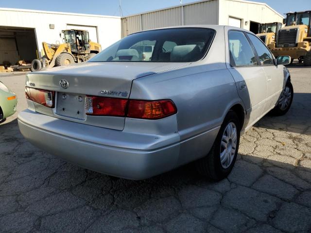 Photo 3 from auction – 2001 TOYOTA CAMRY CE with VIN 4T1BG22K61U082157