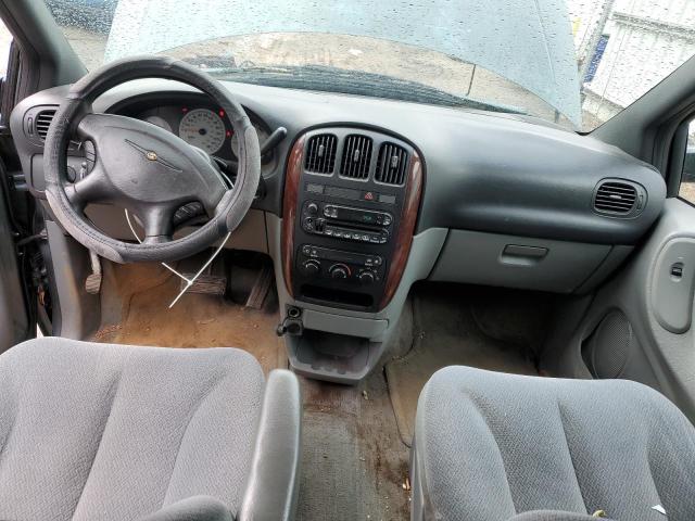Photo 8 from auction – 2004 CHRYSLER TOWN & COU with VIN 1C4GP45RX4B555380