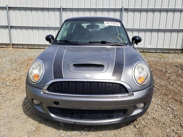 Photo 5 from auction – 2009 MINI COOPER S with VIN WMWMF73519TX40357