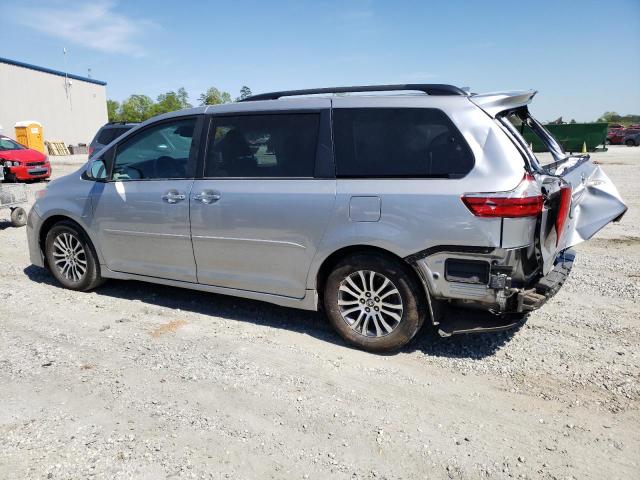 Photo 2 from auction – 2018 TOYOTA SIENNA XLE with VIN 5TDYZ3DC3JS953041
