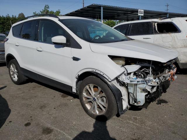 Photo 4 from auction – 2018 FORD ESCAPE SE with VIN 1FMCU0GD2JUC36911