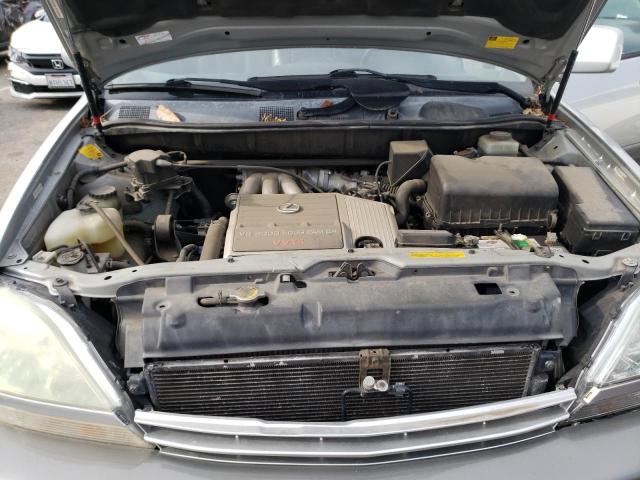 Photo 12 from auction – 2002 LEXUS RX 300 with VIN JTJHF10U320237253