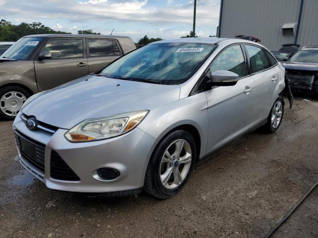 FORD FOCUS SE 2013 con VIN 1FADP3F22DL198081 - Foto de la subasta