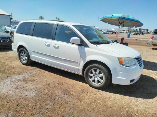 Photo 4 from auction – 2010 CHRYSLER TOWN & COU with VIN 2A4RR5D12AR347554