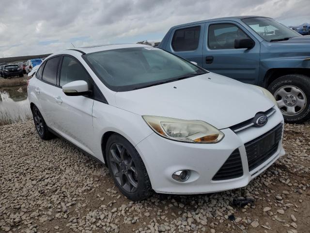 Photo 4 from auction – 2014 FORD FOCUS SE with VIN 1FADP3F22EL247992