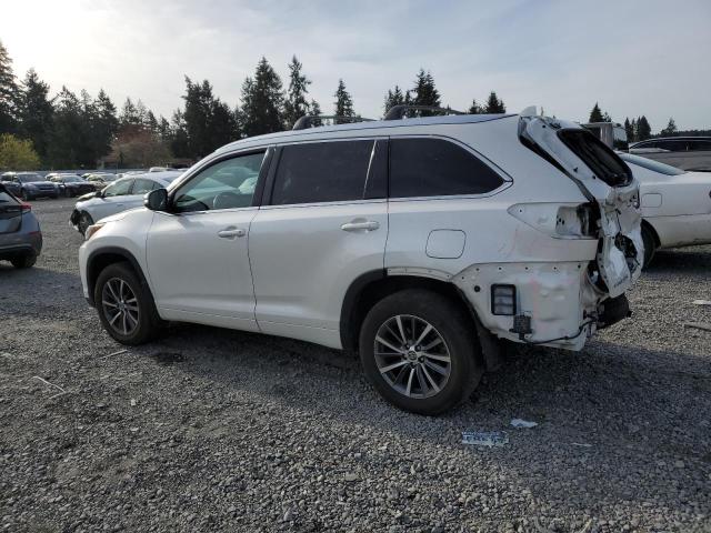 Photo 2 from auction – 2018 TOYOTA HIGHLANDER with VIN 5TDJZRFH5JS558985