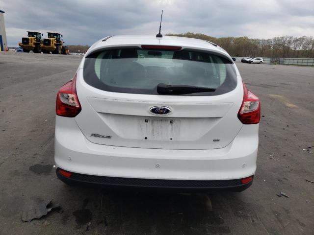 Photo 6 from auction – 2014 FORD FOCUS SE with VIN 1FADP3K20EL257278