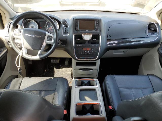 Photo 8 from auction – 2015 CHRYSLER TOWN & COU with VIN 2C4RC1BG5FR731388