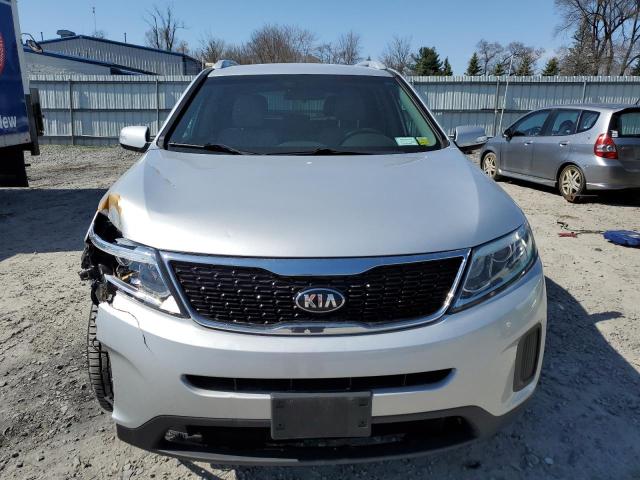 Photo 5 from auction – 2015 KIA SORENTO LX with VIN 5XYKT4A74FG577796